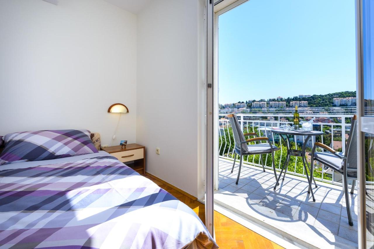 Apartment Tija Two Bedroom Apartment With Balcony And Partial Sea View Дубровник Екстер'єр фото